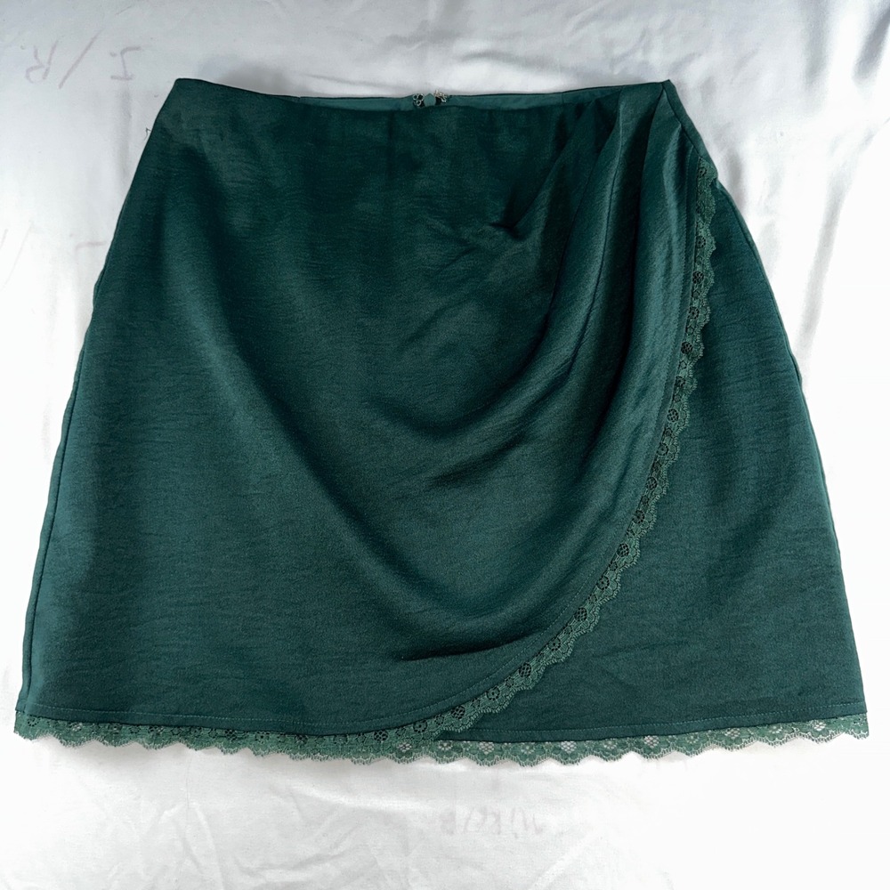 Lost + Wander Emerald Green Satin Lace Trim Faux Wrap Mini Skirt Small
